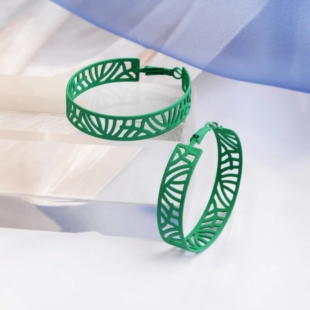 Tristen Shayelle Colorful Abstract Hoop Earrings Green Gift Packaged - Picture 4 of 9